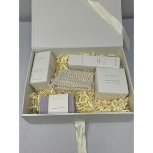 Jasmyn & Greene London Diana Lee Lavender & Frankincense Spa Set Scrub Oil Bath